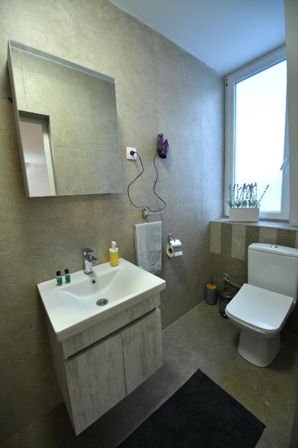 West In Apartments Cacak Exterior photo