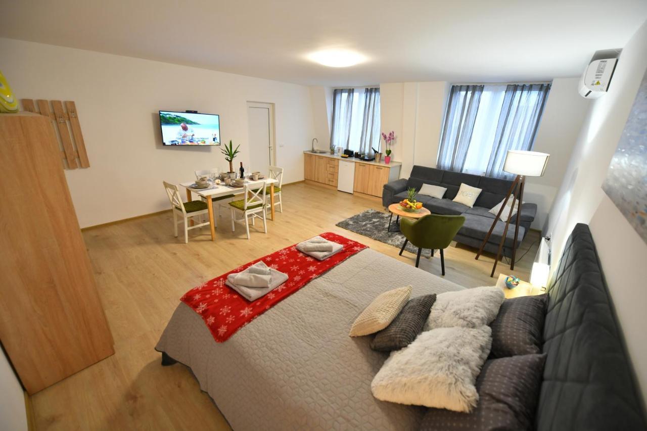 West In Apartments Cacak Exterior photo