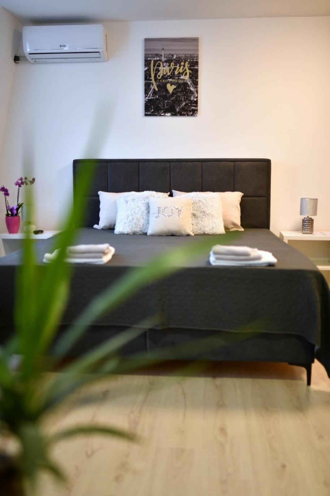 West In Apartments Cacak Exterior photo